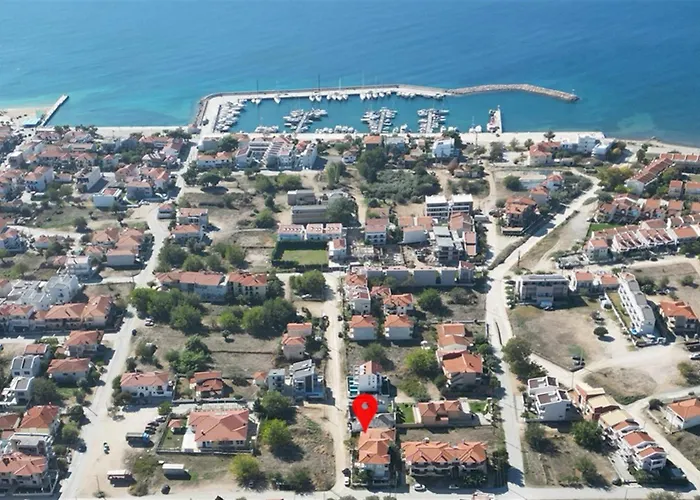 Artemis House 2 Bedrooms 6 Guests *