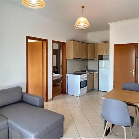 Artemis House 2 Bedrooms 6 Guests * Nikiti (Sithonia)