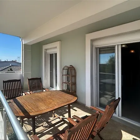 Ferienhaus Artemis House 2 Bedrooms 6 Guests